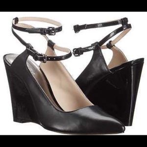 Coach Ollie Wedge Heel